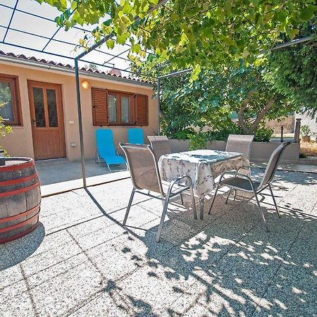Apartman Kirac Pomer Εξωτερικό φωτογραφία