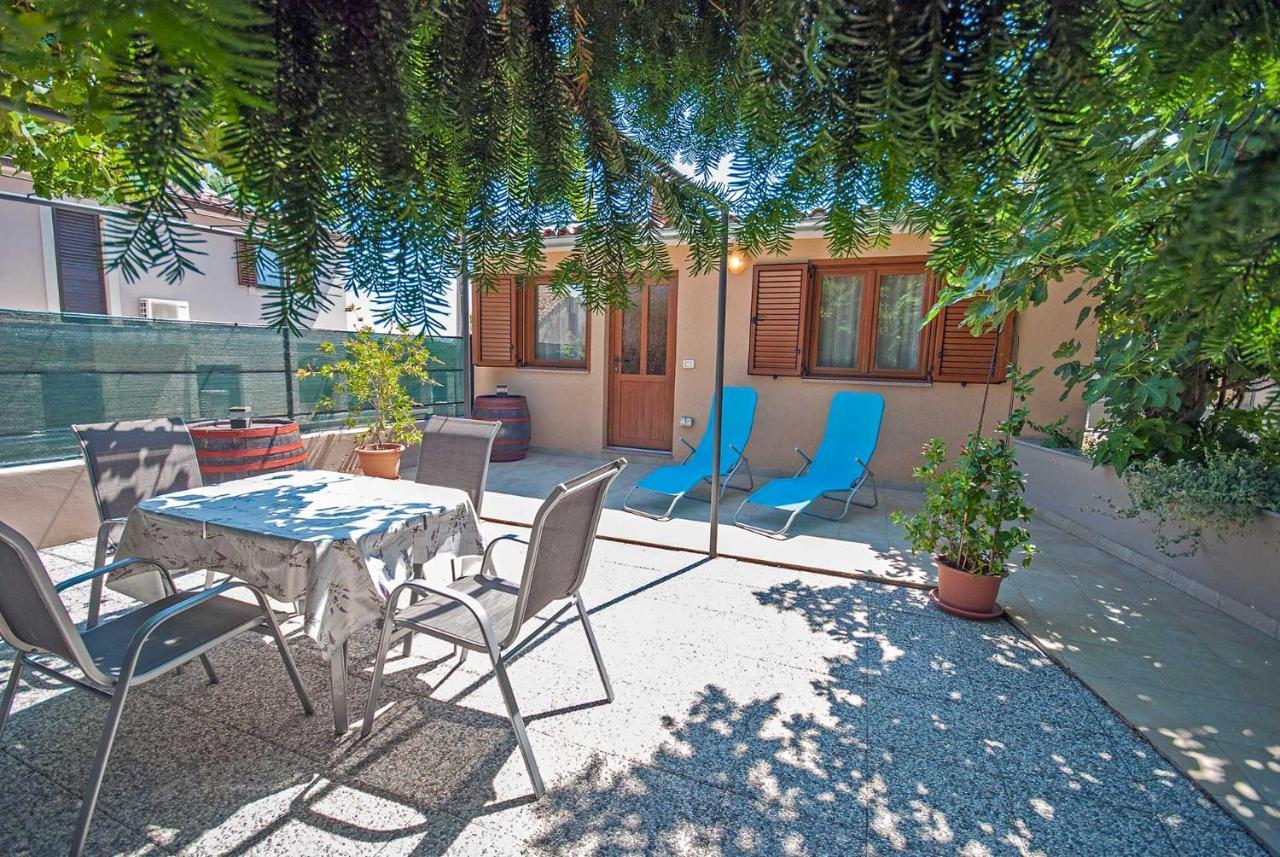 Apartman Kirac Pomer Εξωτερικό φωτογραφία
